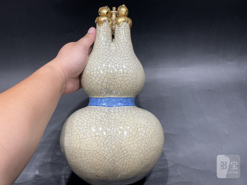 清道光 哥釉青花三孔包袱葫芦瓶 - 图5